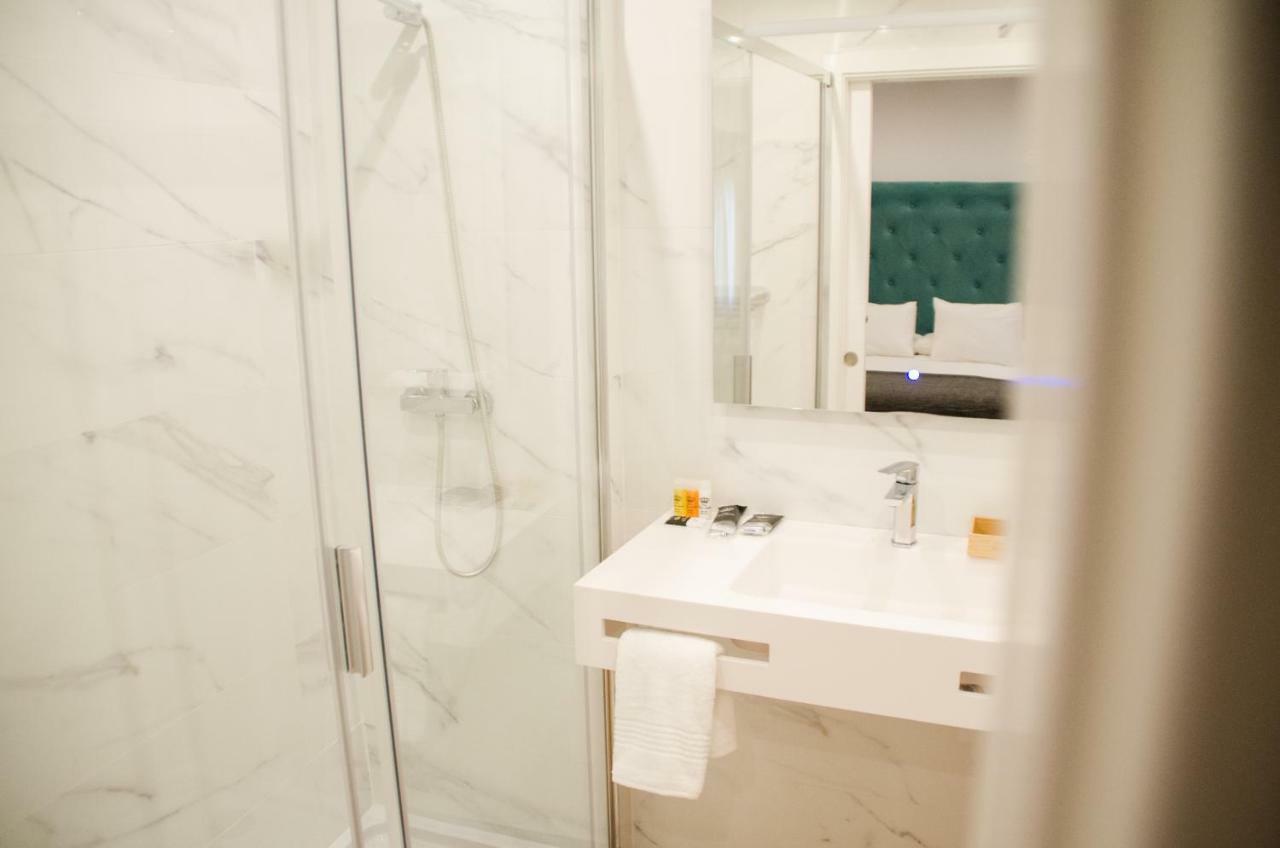 Apartamento Acetres 5 Boutique Sevilla Exterior foto